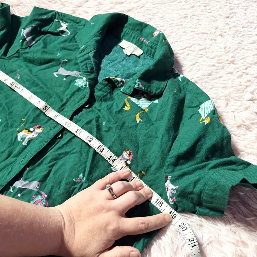 Holiday Christmas Cat Lady Cartoon Silly Festive Kidcore Button Down Womens XS - Picture 6 of 6